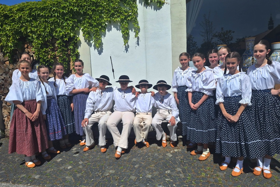 Detský folklórny súbor Magdalénka