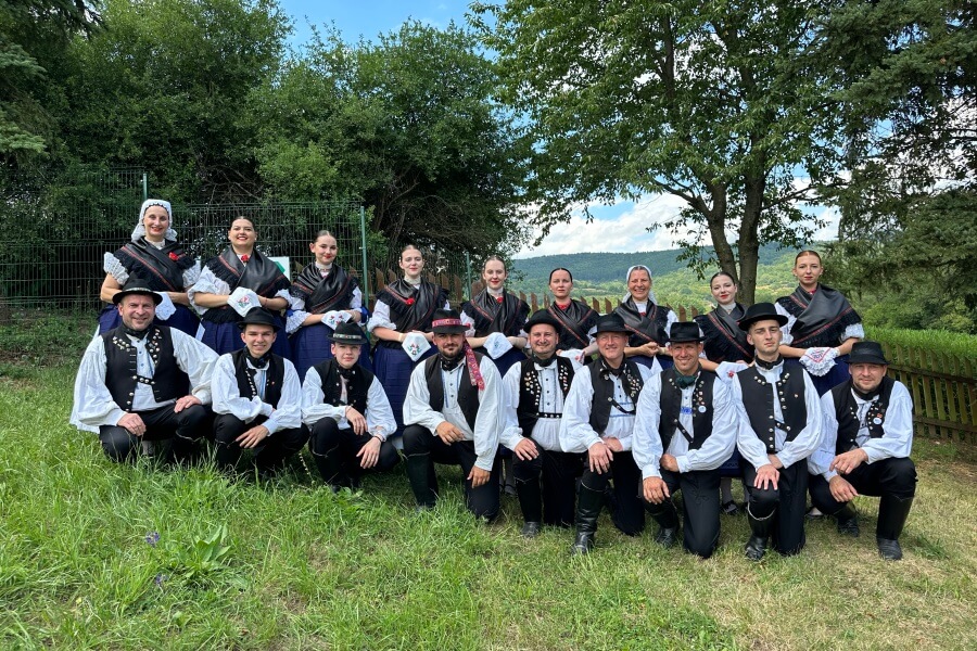 Folklórny súbor Zelený veniec